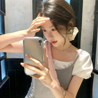 红十字背后